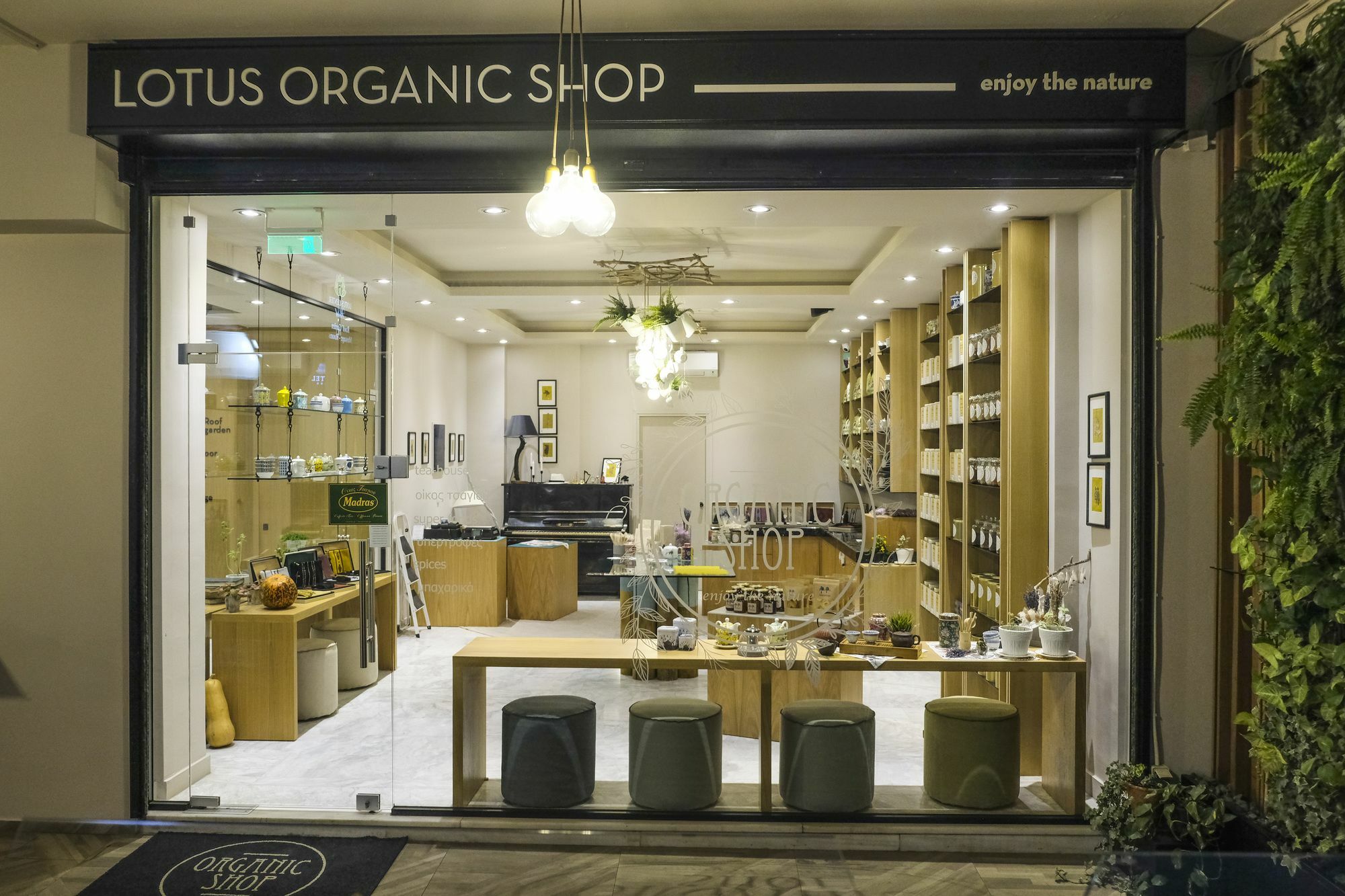 Lotus Center Apartments Athens Ngoại thất bức ảnh